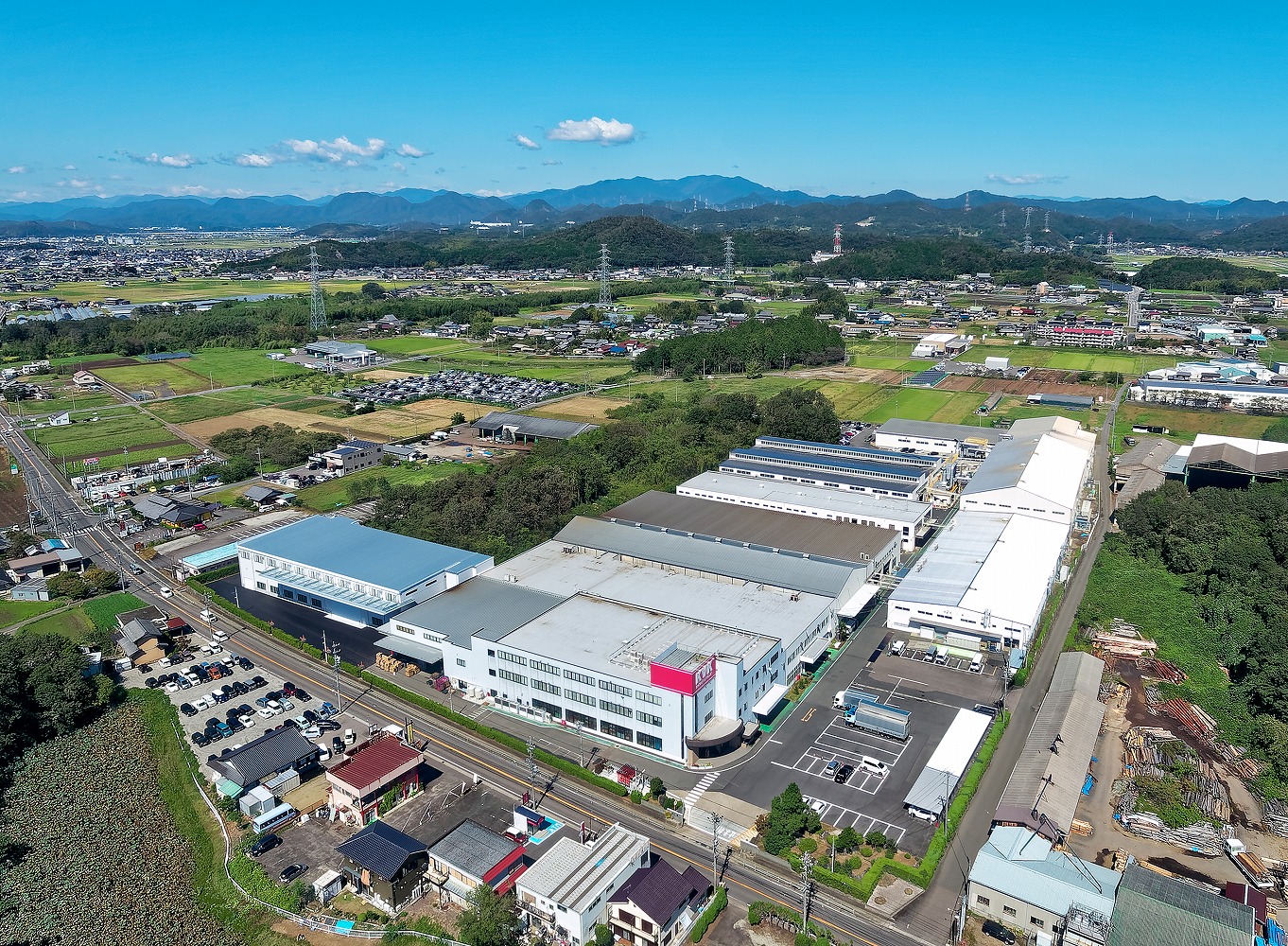 岐阜県加茂郡での工場新築増築工事　完成航空写真