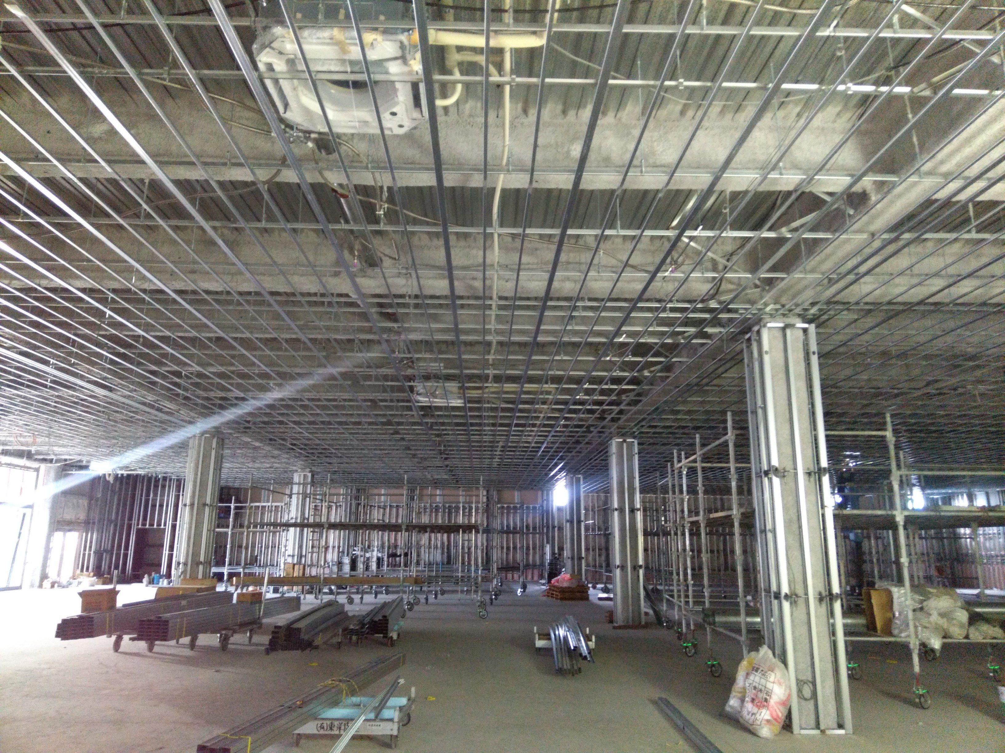 岐阜県高山市　店舗新築工事　内装工事・軽量下地組施工状況