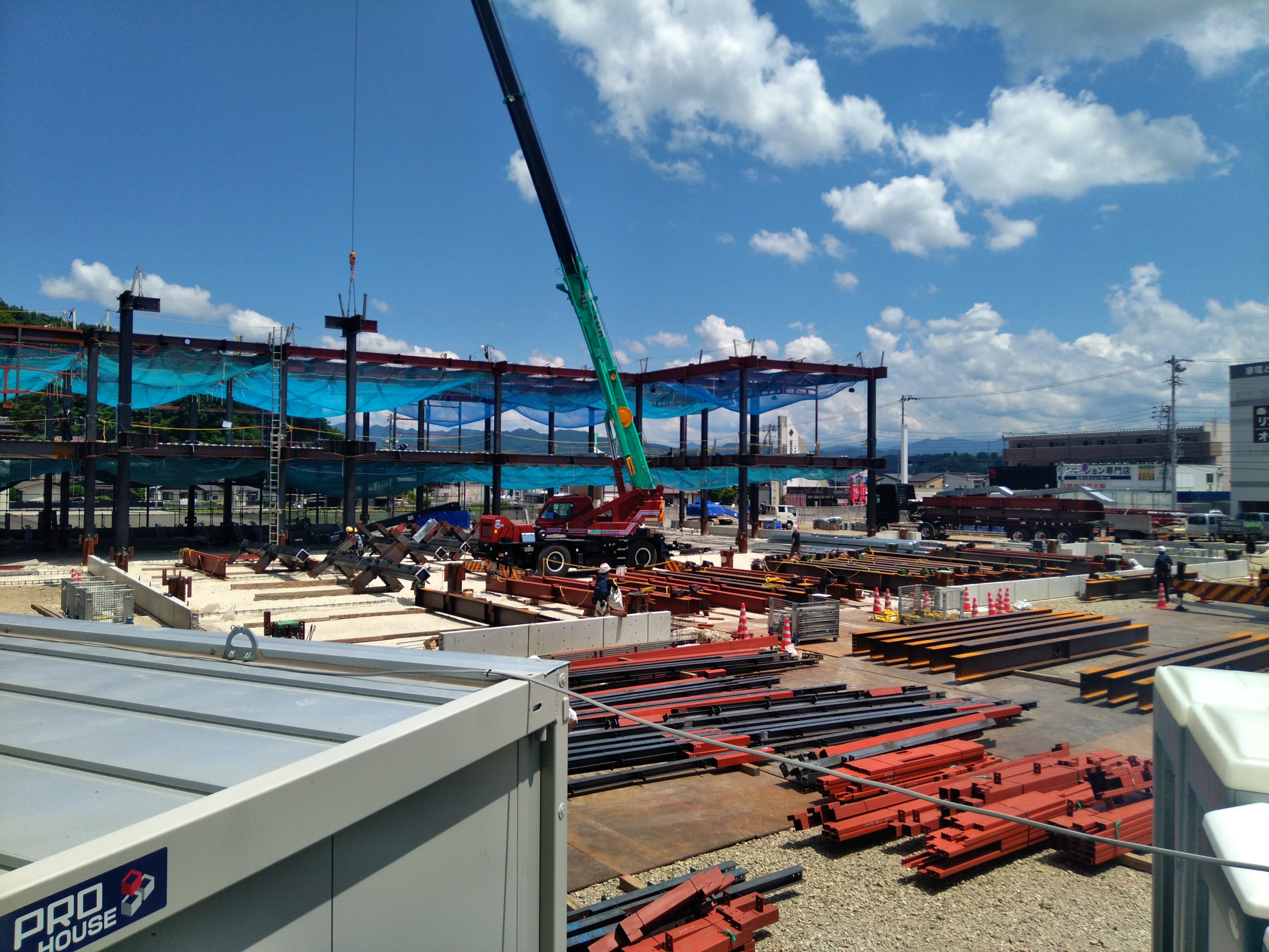 岐阜県高山市　店舗新築工事　鉄骨工事・鉄骨建方施工状況